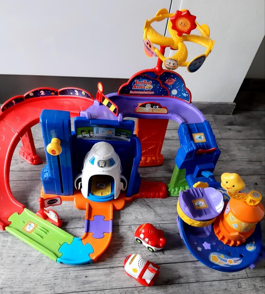 Vtech Toet Toet Auto Ruimtestation met Ruben ruimteschip, Kinderen en Baby's, Speelgoed | Vtech, Ophalen of Verzenden