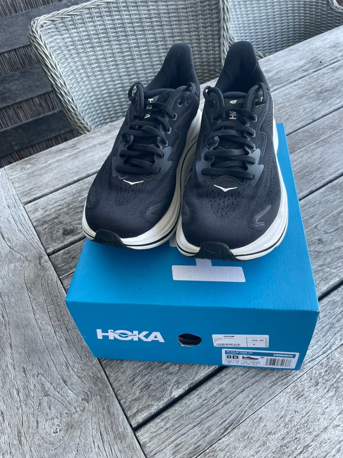 Hoka hardloopschoenen, Sport en Fitness, Loopsport en Atletiek, Overige merken, Hardloopschoenen, Ophalen of Verzenden, Zo goed als nieuw