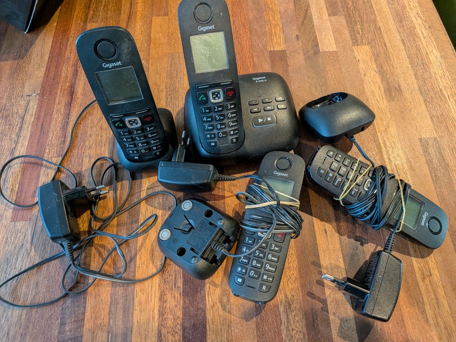 Gigaset A540 A Dect telefoonset met antwoordapparaat, Telecommunicatie, Gebruikt, Info@gigaset.com, 4 handsets of meer, Ophalen of Verzenden