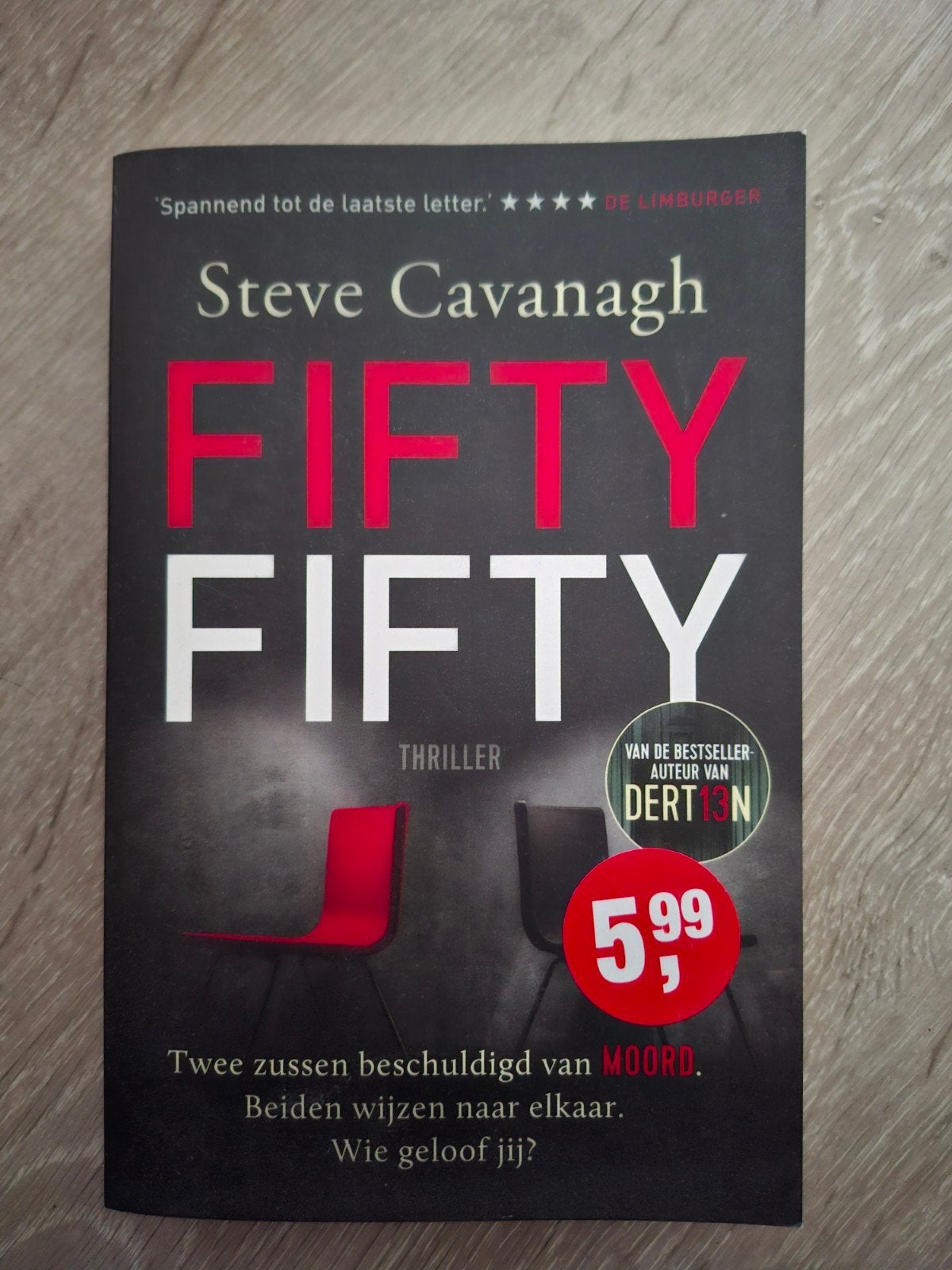 Fifty-Fifty - Steve Cavanagh (Thriller), Boeken, Ophalen of Verzenden, Gelezen, Steve Cavanagh