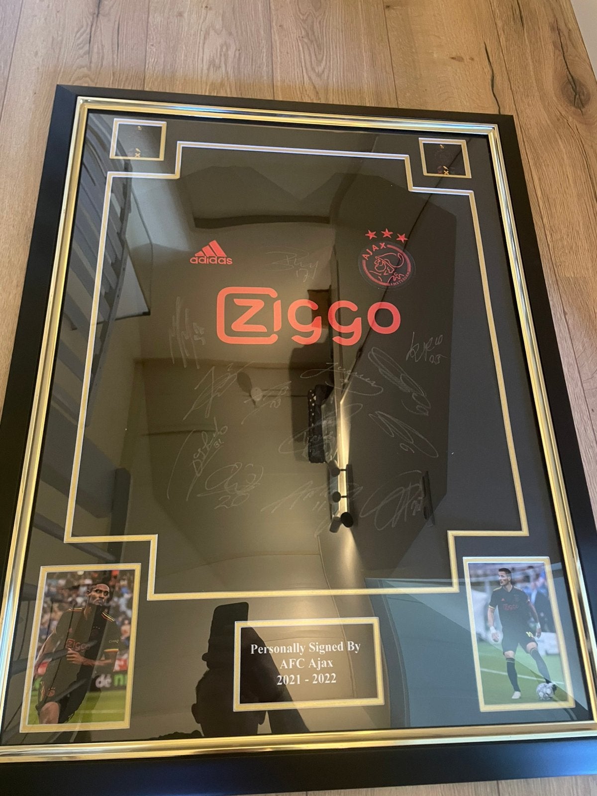 Ajax voetbal shirt bob marley gesigneerd door het elftal, Ophalen, Zo goed als nieuw, Ajax, Shirt
