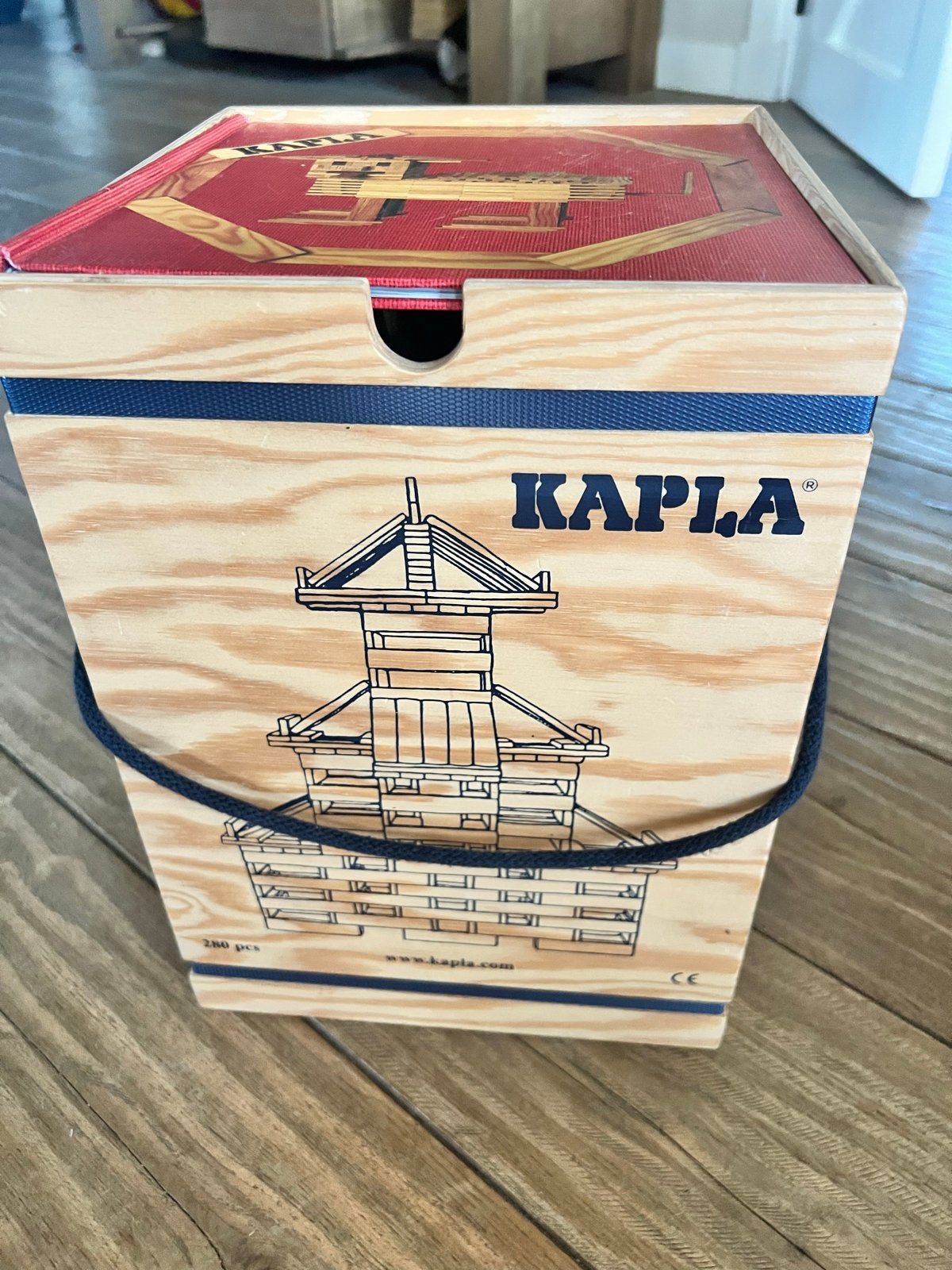 KAPLA 280 plankjes met voorbeeldboek in houten kist, Ophalen of Verzenden, Zo goed als nieuw, Overige merken