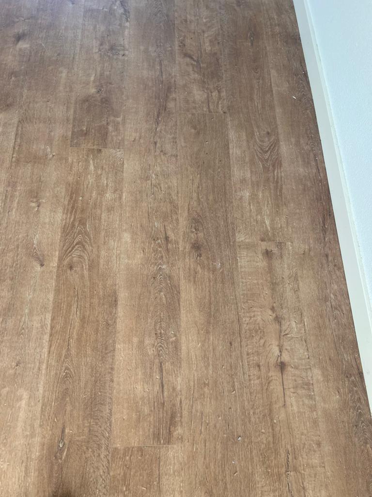 Klik PVC Vloer - 50 m², Ophalen, Gebruikt, Bruin, 50 tot 75 m²