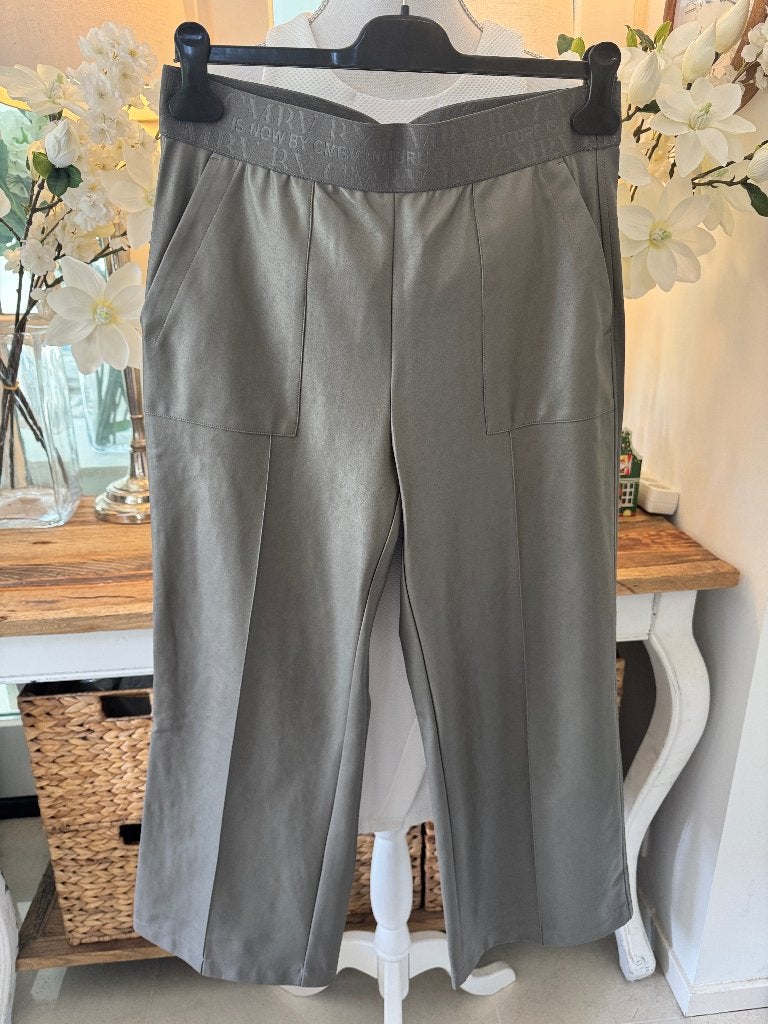 Groen-Grijze, wijde broek Cambio, kunstleer, 40/M, ZGAN., Maat 38/40 (M), Kort, Verzenden, Zo goed als nieuw