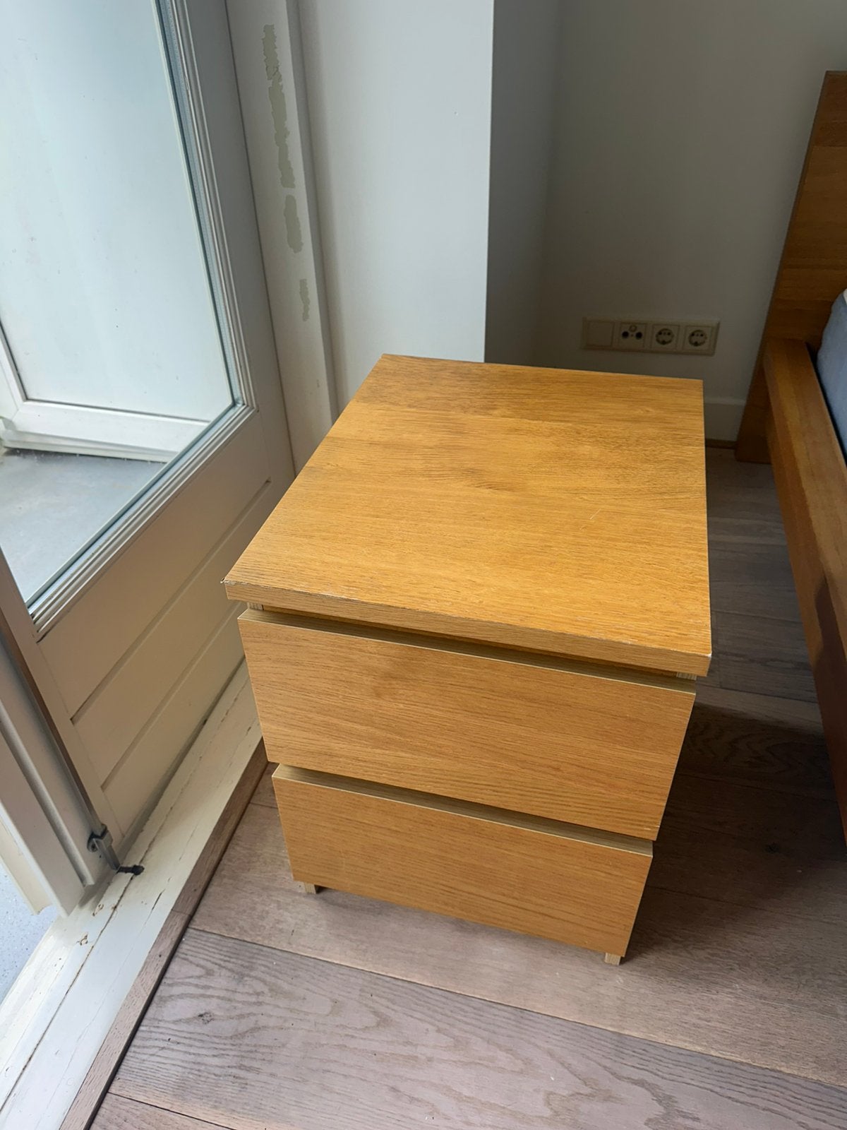 MALM nachtkastje, Huis en Inrichting, Slaapkamer | Nachtkastjes, Ophalen, Zo goed als nieuw, Minder dan 45 cm, 55 tot 70 cm