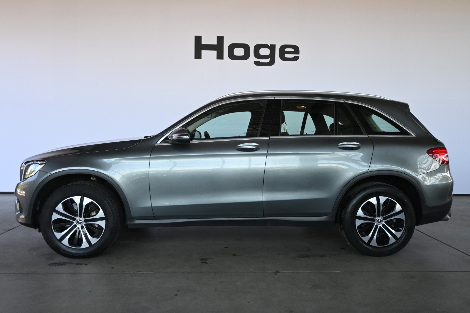 Mercedes-Benz GLC 350e 4MATIC Business Solution Automaat Nav, Automaat, Stof, Gebruikt, 4 cilinders