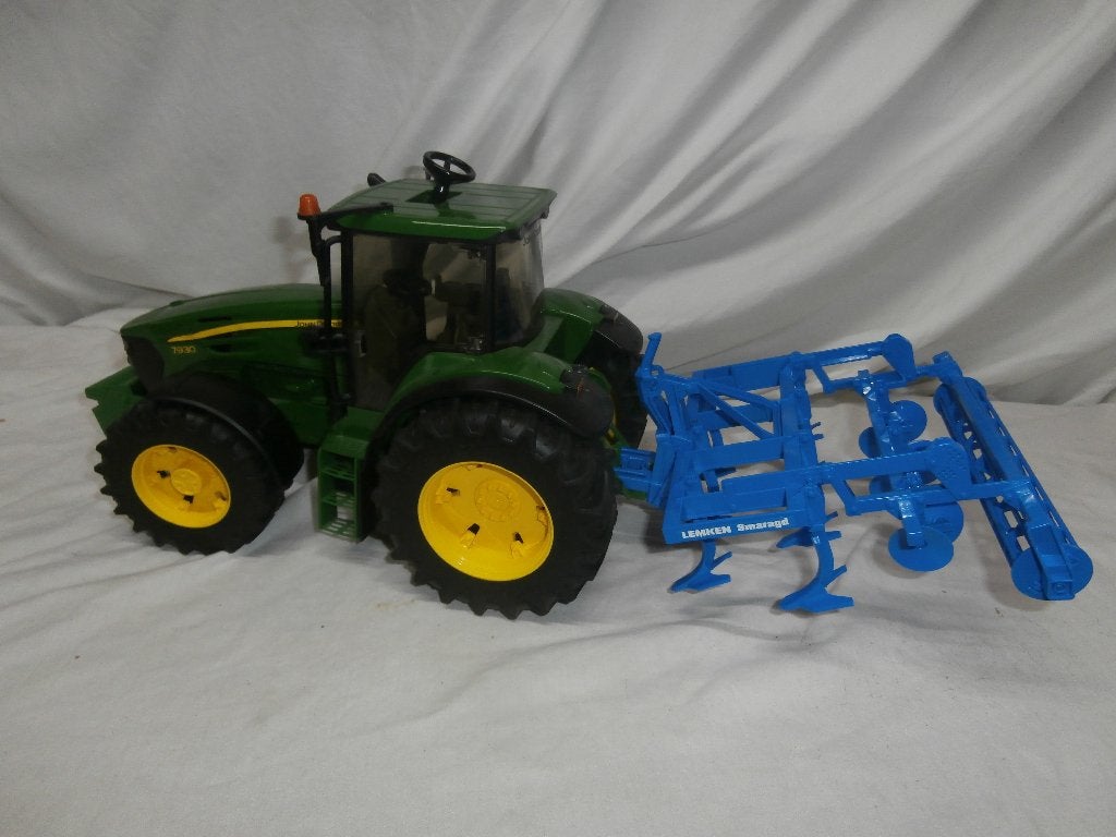 Bruder John Deere 7930 trekker met Lemken Smaragd ploeg, Ophalen, Zo goed als nieuw