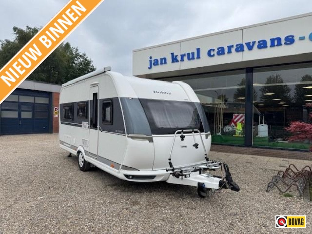 Hobby De Luxe 460 LU Enkele Bedden met Mo, Rondzit, Hobby, Bedrijf, Schokbreker