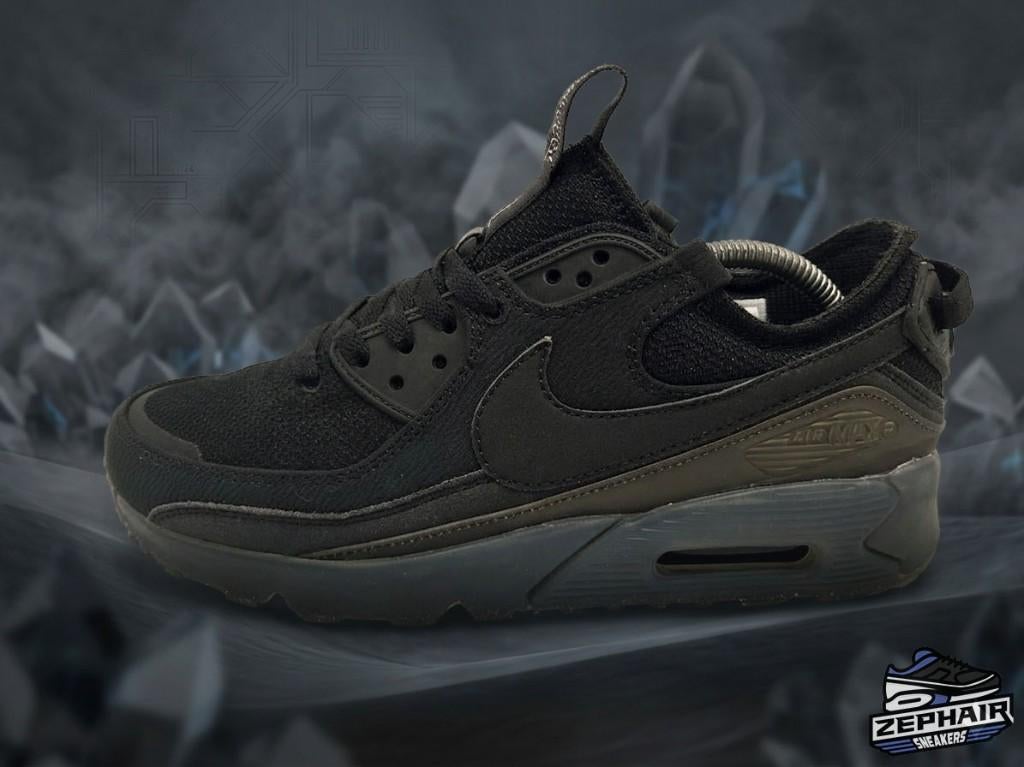 Nike Air Max 90 TerraScape 'Triple Black' EU41 2022, Colosseum 1, 1213 NL Hilversum, Nederland, Zwart, Nike, Ophalen of Verzenden