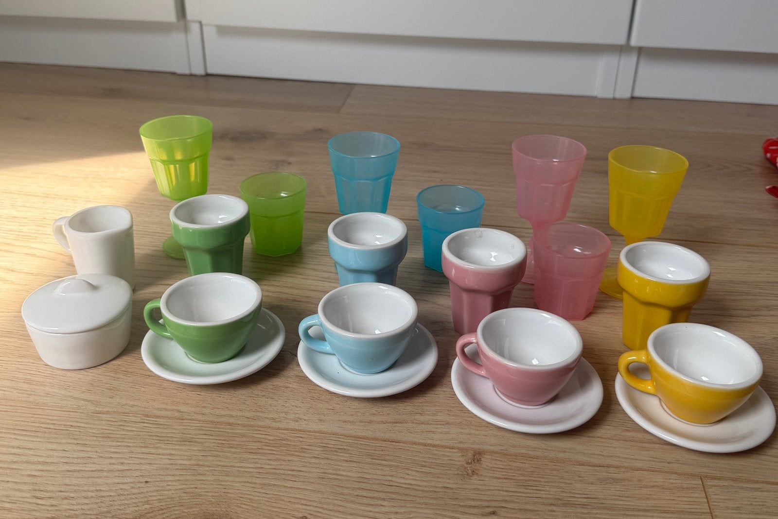 Kinderservies ikea plastic en keramiek, Ophalen of Verzenden, Jongen of Meisje