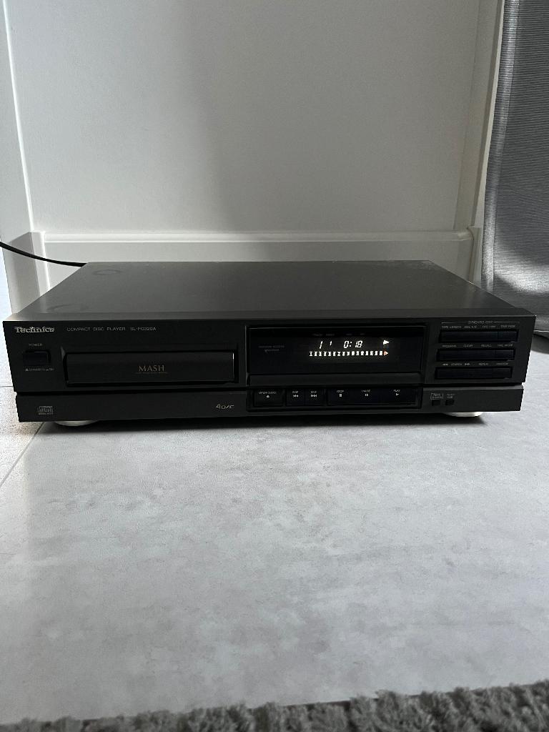 Technics cdspeler SL-PG320A, Ophalen of Verzenden, Zo goed als nieuw, Technics