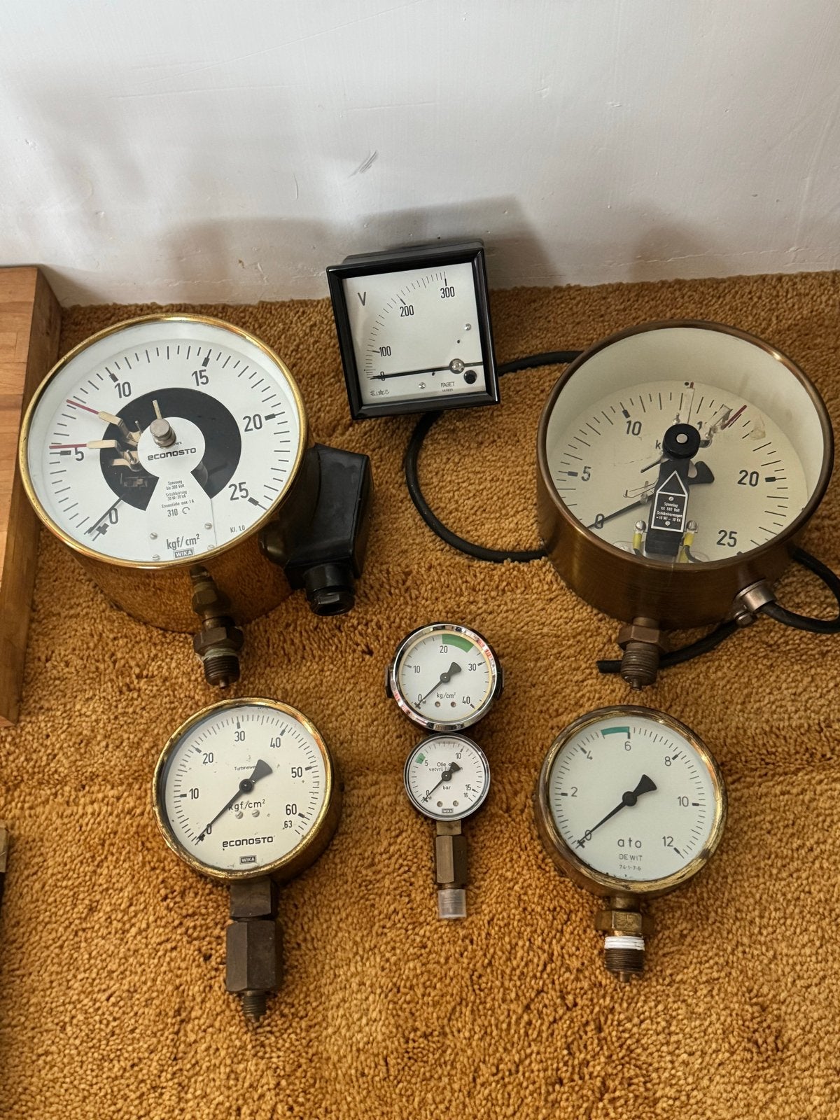 Diverse Drukmeters en Voltmeter - Werkplaats/Showroom, Antiek en Kunst, Ophalen