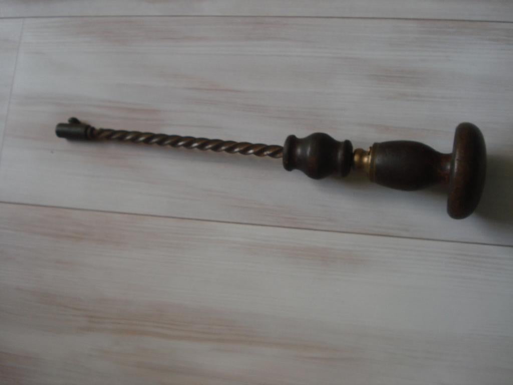 oude antieke handboor, Antiek en Kunst, Antiek | Gereedschap en Instrumenten, Ophalen of Verzenden