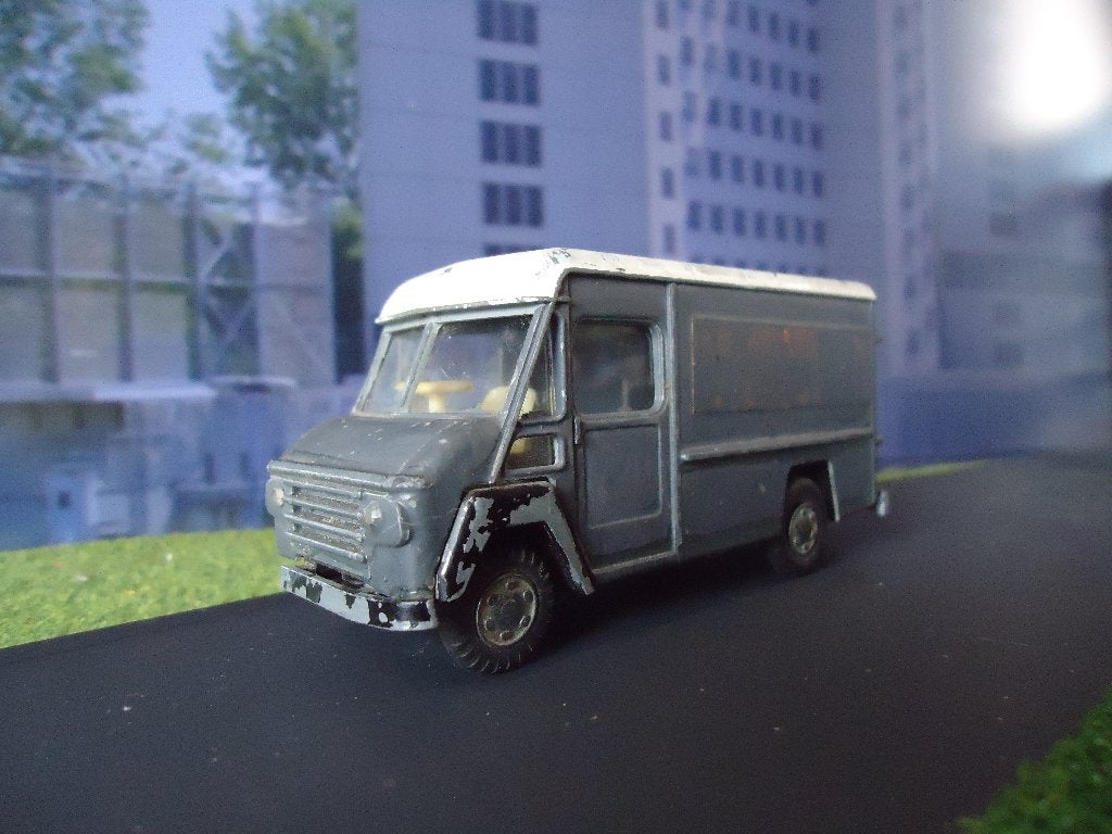 Commer Walk Through Van - Lion Car van Gend & Loos opknapper, Ophalen of Verzenden, Gebruikt, Bus of Vrachtwagen, Lion Toys