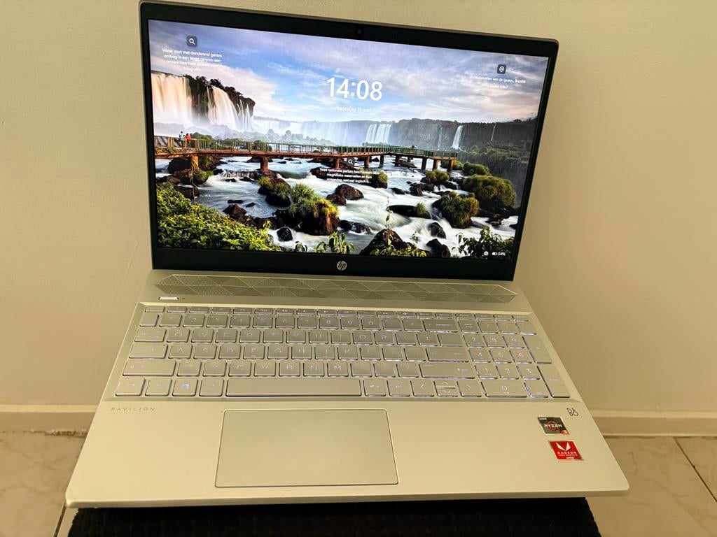 HP Pavilion 15" Ryzen 5 3500U 8GB RAM 256GB SSD met lader, 15 inch, 8 GB, Ophalen of Verzenden, Zo goed als nieuw