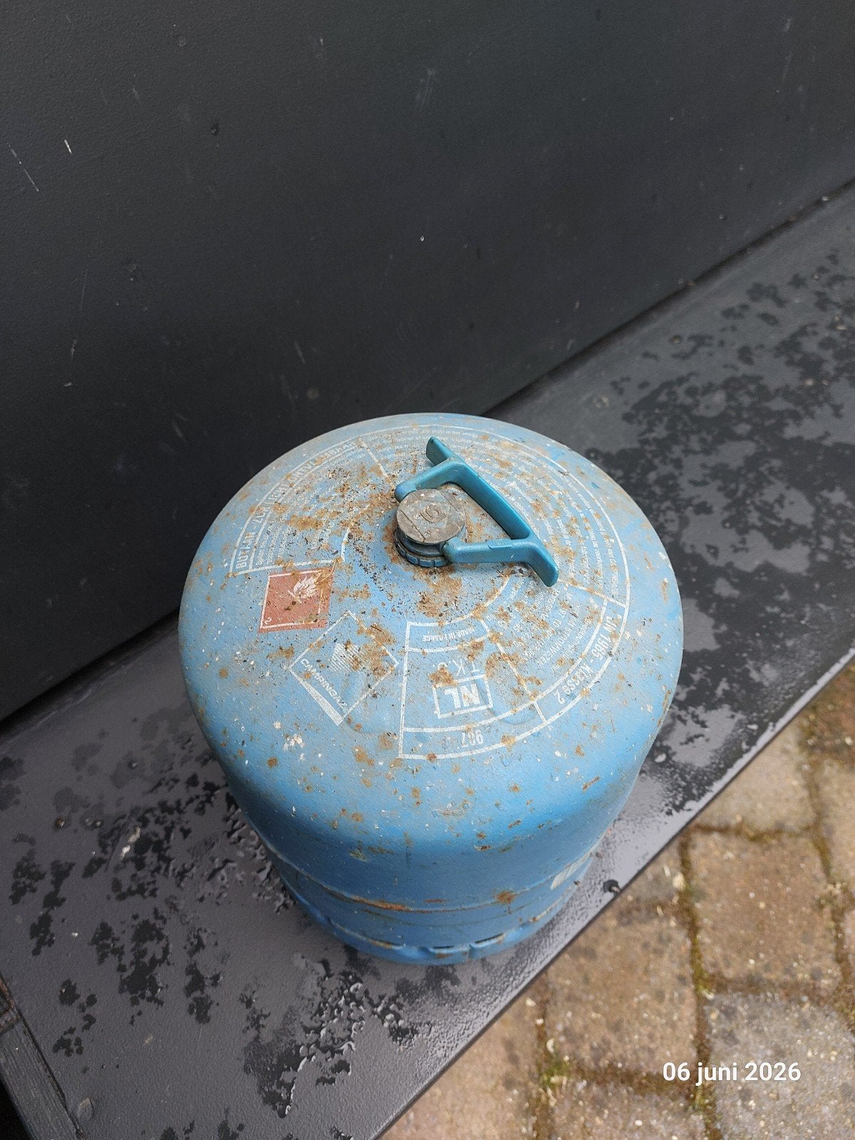 Lege gasfles, Ophalen