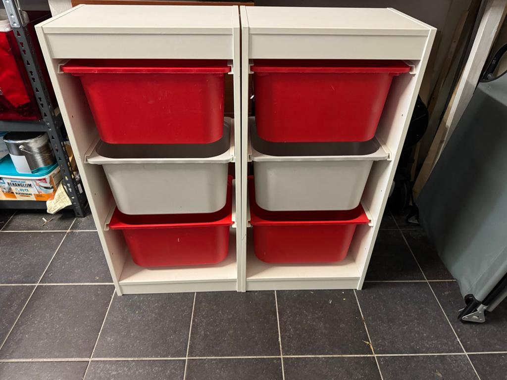 IKEA Trofast Opbergcombinatie met Bakken - Wit/Rood/Grijs, Huis en Inrichting, Kasten | Ladekasten, Ophalen, 5 laden of meer, 50 tot 100 cm