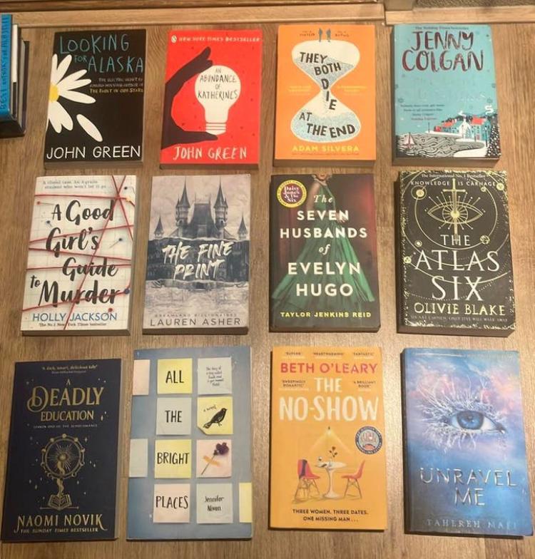 Engelse ‘booktok’ boeken, Boeken, Ophalen, Zo goed als nieuw