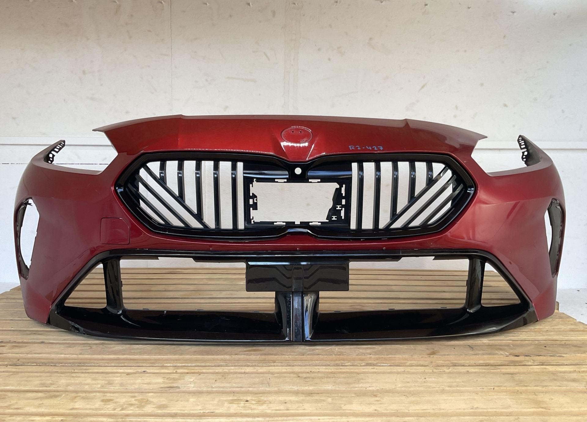 Bumper BMW 1 Serie F70 M Pakket MPakket Voorbumper Grill R2-, Auto-onderdelen, Petuelring 130
80788  Munich, DE, Gebruikt, Voor