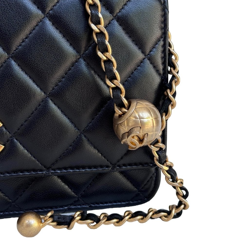 Chanel coco pearl crush woc wallet on chain lamsleer tas ghw image 8