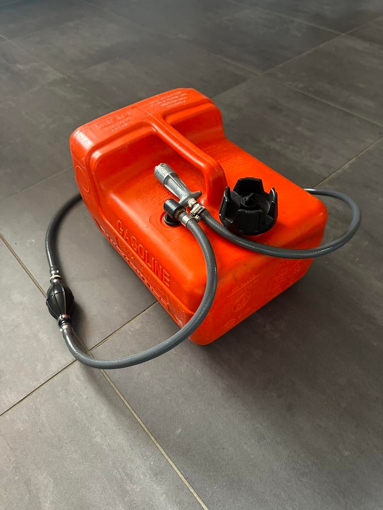Brandstoftank Quicksilver 12L, Watersport en Boten, Ophalen of Verzenden, Zo goed als nieuw, Motor en Techniek
