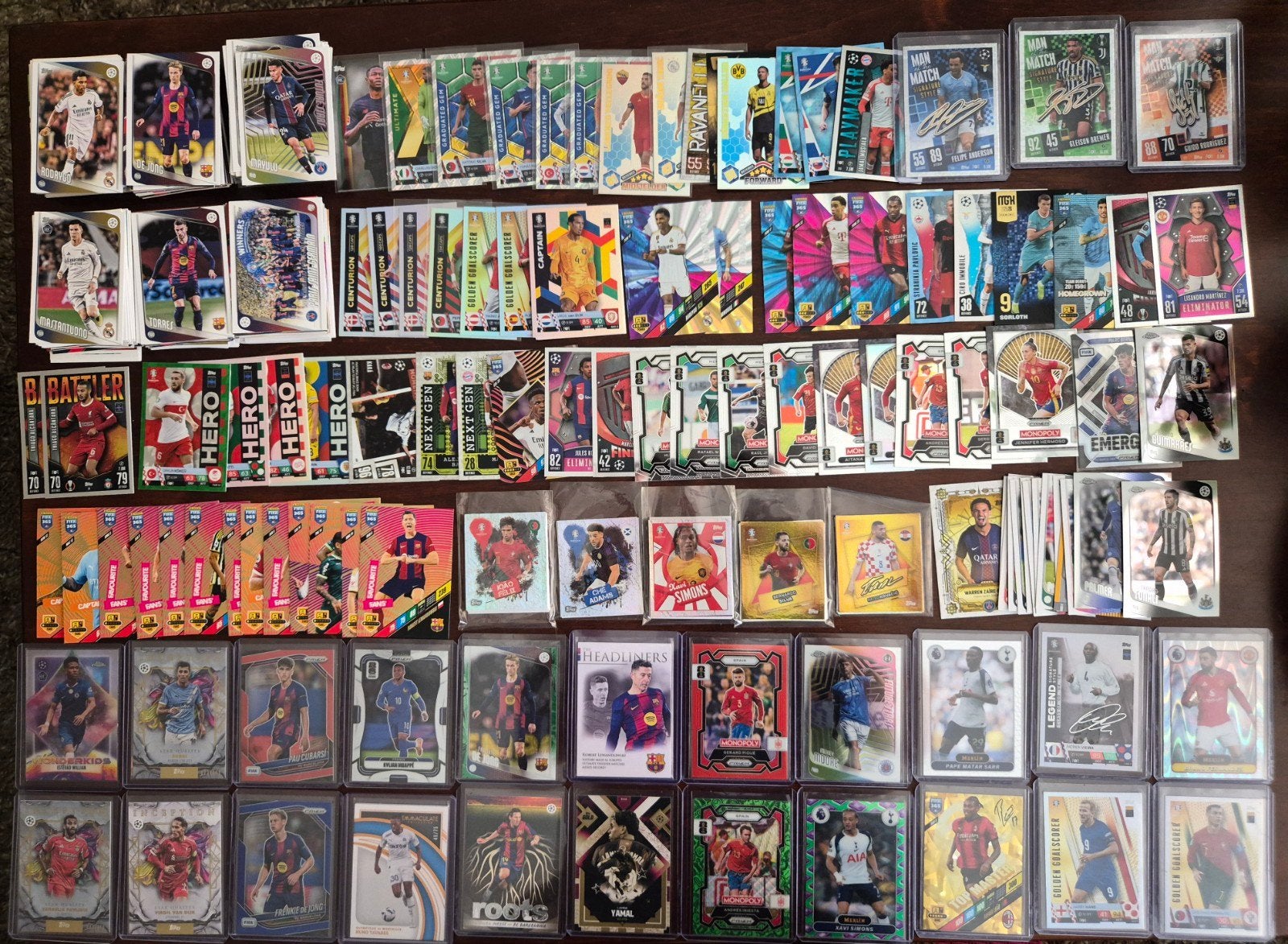 400+ Topps & Panini Voetbalkaarten + Genummerd, Hobby en Vrije tijd, Ophalen of Verzenden, Zo goed als nieuw, Meerdere kaarten
