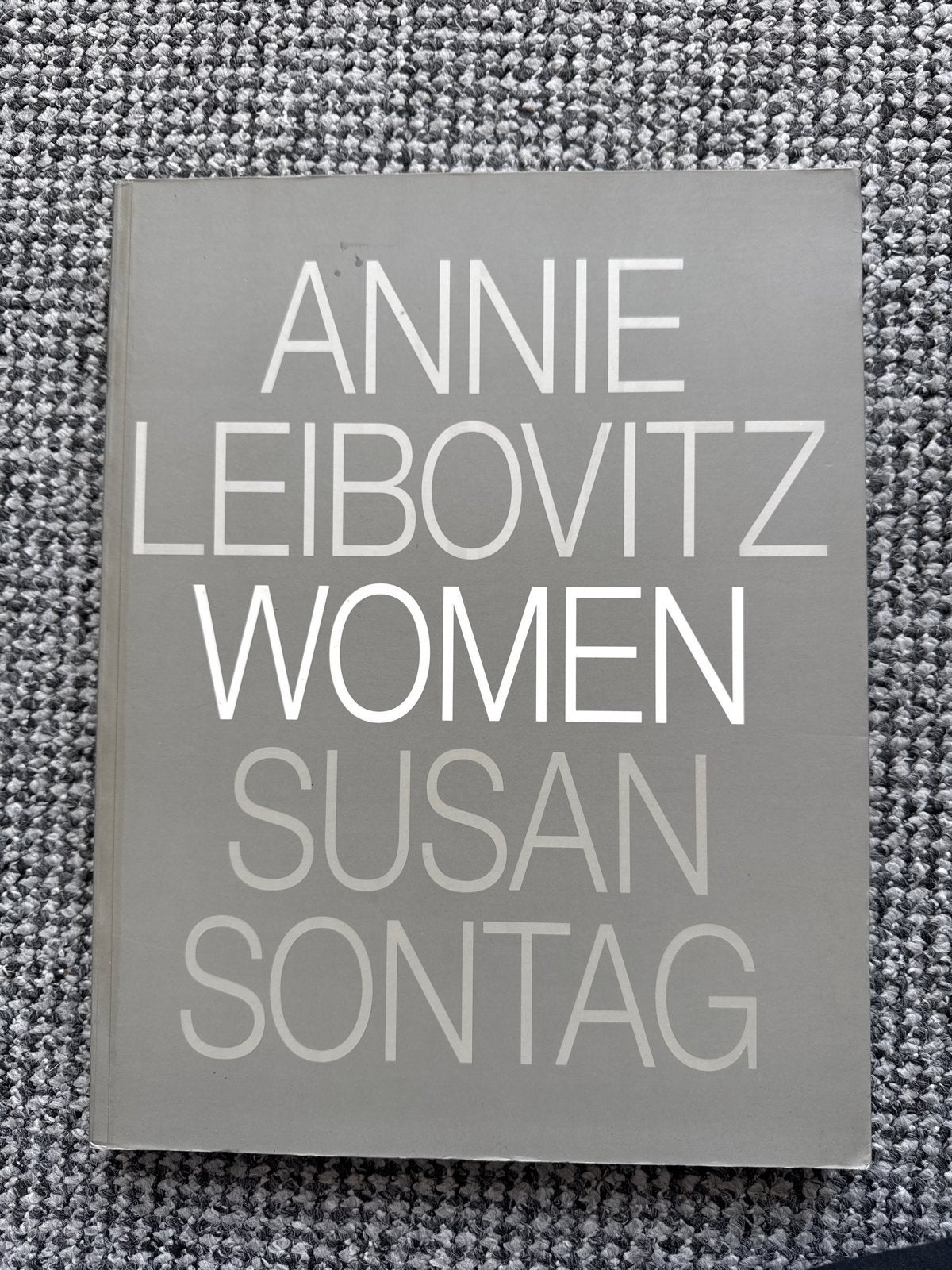Annie Leibovitz: Women - Fotoboek door Susan Sontag, Ophalen of Verzenden, Zo goed als nieuw, Fotografie algemeen