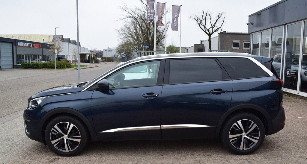 Peugeot 5008 1.2 PureTech Blue Lease Executive 7 PERSONEN| C, Auto's, Peugeot, Gebruikt, 1199 cc, Blauw, Bedrijf