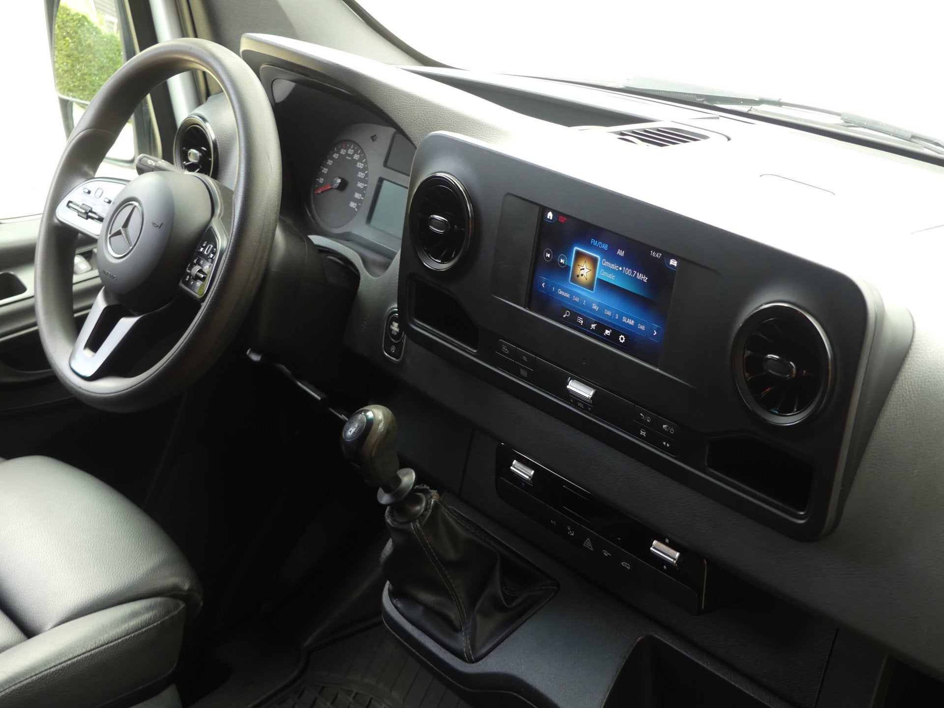 Mercedes-Benz Sprinter 519 CDI V6 L4 3000KG N1 Trekgewicht L, Dealer onderhouden, Achterwielaandrijving, Gebruikt, Euro 6