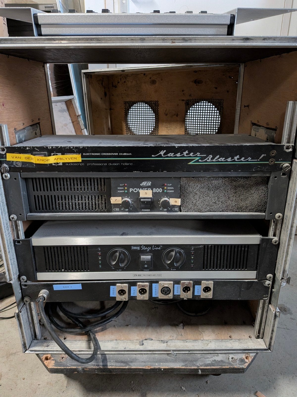 Behringer Eurorack MX1604A mengpaneel in flightcase, Muziek en Instrumenten, Ophalen of Verzenden, Gebruikt, 10 tot 20 kanalen
