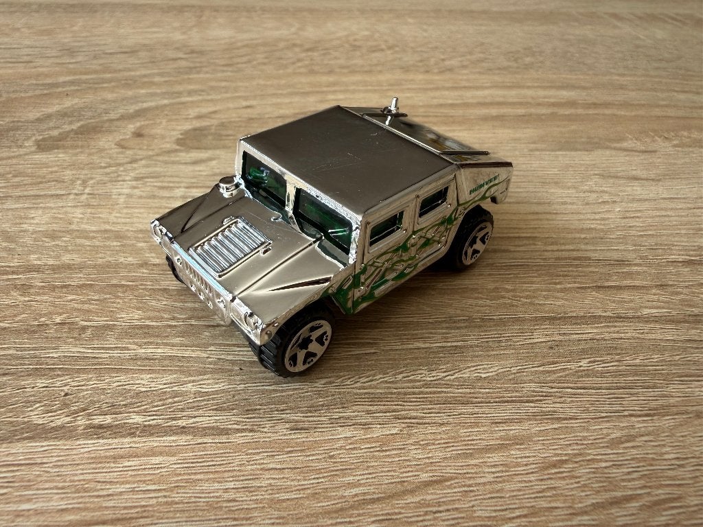 Hot Wheels Humvee AM General Corp Hummer Car Silver Chrome, Ophalen of Verzenden, Zo goed als nieuw