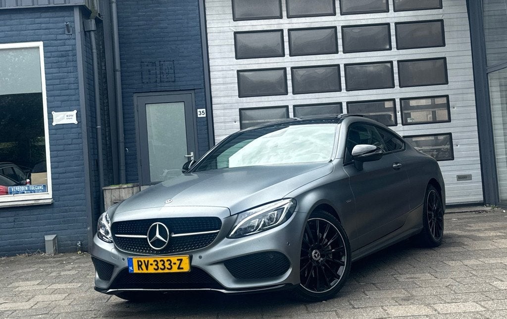 Mercedes-Benz C-klasse Coupé 180 Premium | Pano | Camera |, Auto's, Automaat, Achterwielaandrijving, Euro 6, Automatische klimaatregeling