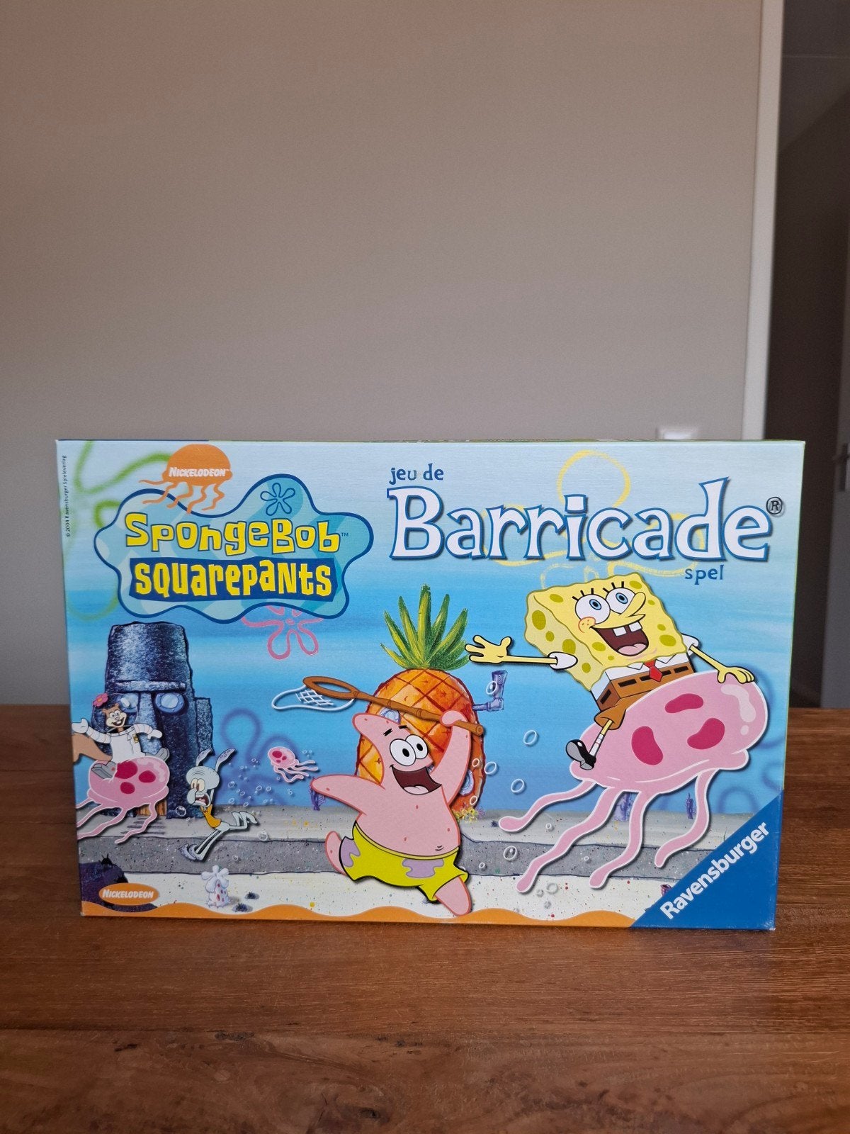 SpongeBob SquarePants Barricade spel - Compleet, Hobby en Vrije tijd, Gezelschapsspellen | Bordspellen, Vijf spelers of meer, Ophalen of Verzenden