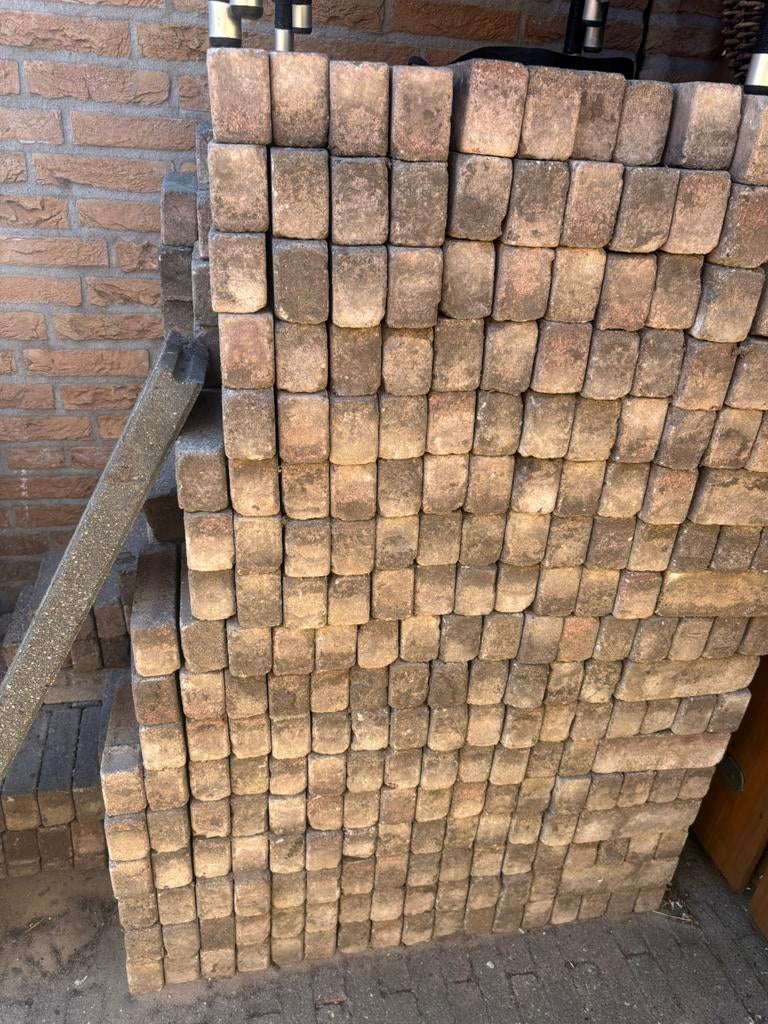 Gratis af te halen tuin tegels, Tuin en Terras, Ophalen of Verzenden, Zo goed als nieuw, Beton, Terrastegels