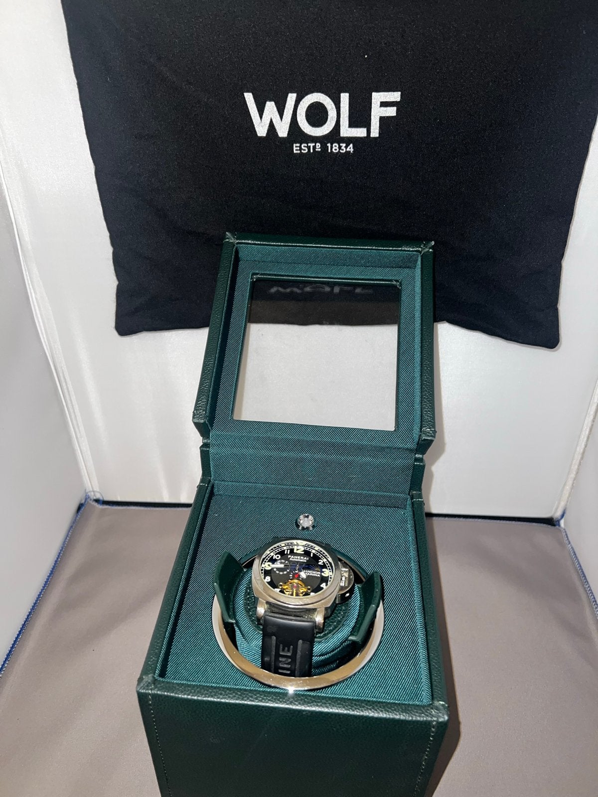 Wolf Watch Winder - Groen leer met accessoires, Sieraden, Tassen en Uiterlijk, Horloges | Heren, Ophalen of Verzenden, Zo goed als nieuw