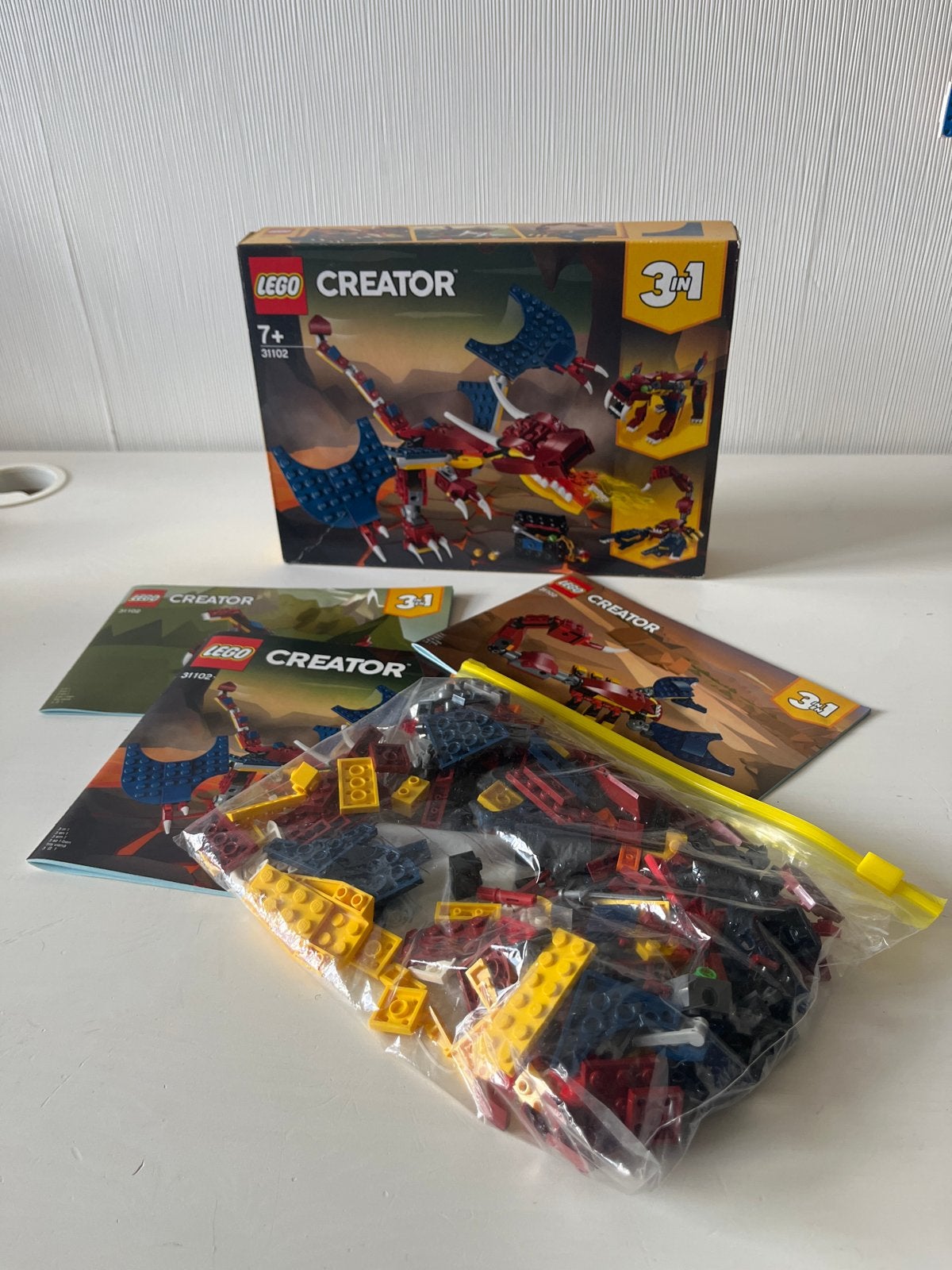 LEGO Creator 3-in-1 Vuur Draak (31102) - Compleet, Ophalen of Verzenden, Zo goed als nieuw, Overige merken