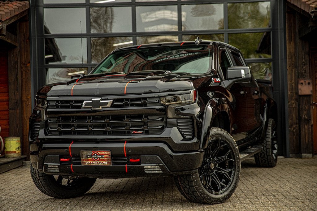 Chevrolet Silverado Z71 Trailboss widebody LPG Bedcover in k, Automaat, Automatische klimaatregeling, 8 cilinders, 4 stoelen