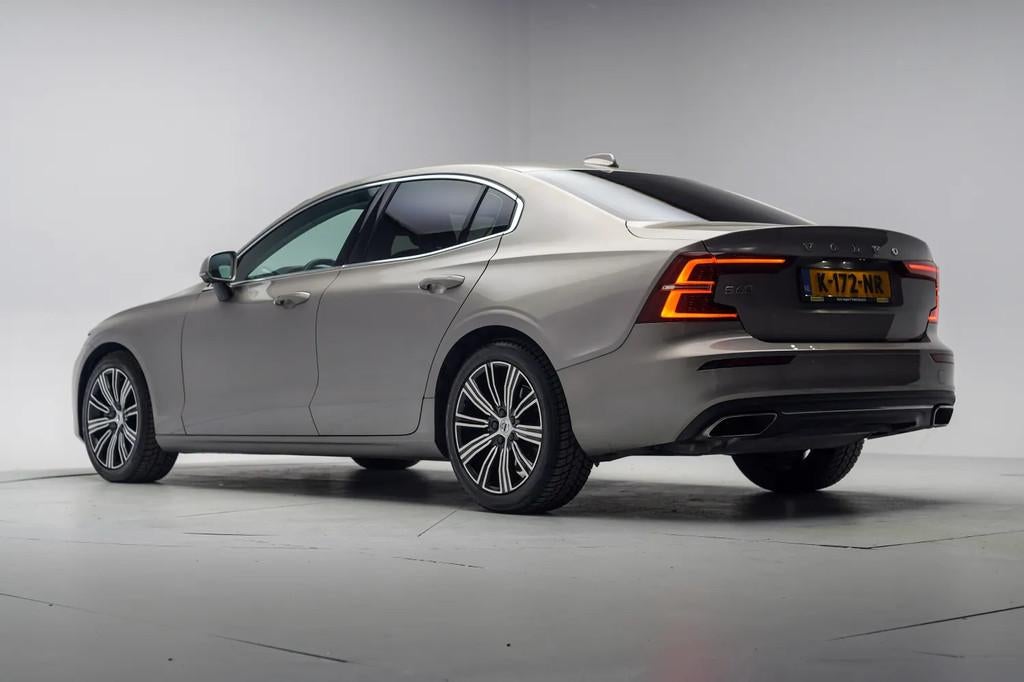 Volvo S60 2.0 B3 163pk R-Design Aut. [ Navi Apple / Android, Auto's, Volvo, Automaat, Adaptive Cruise Control, 4 cilinders, 1969 cc