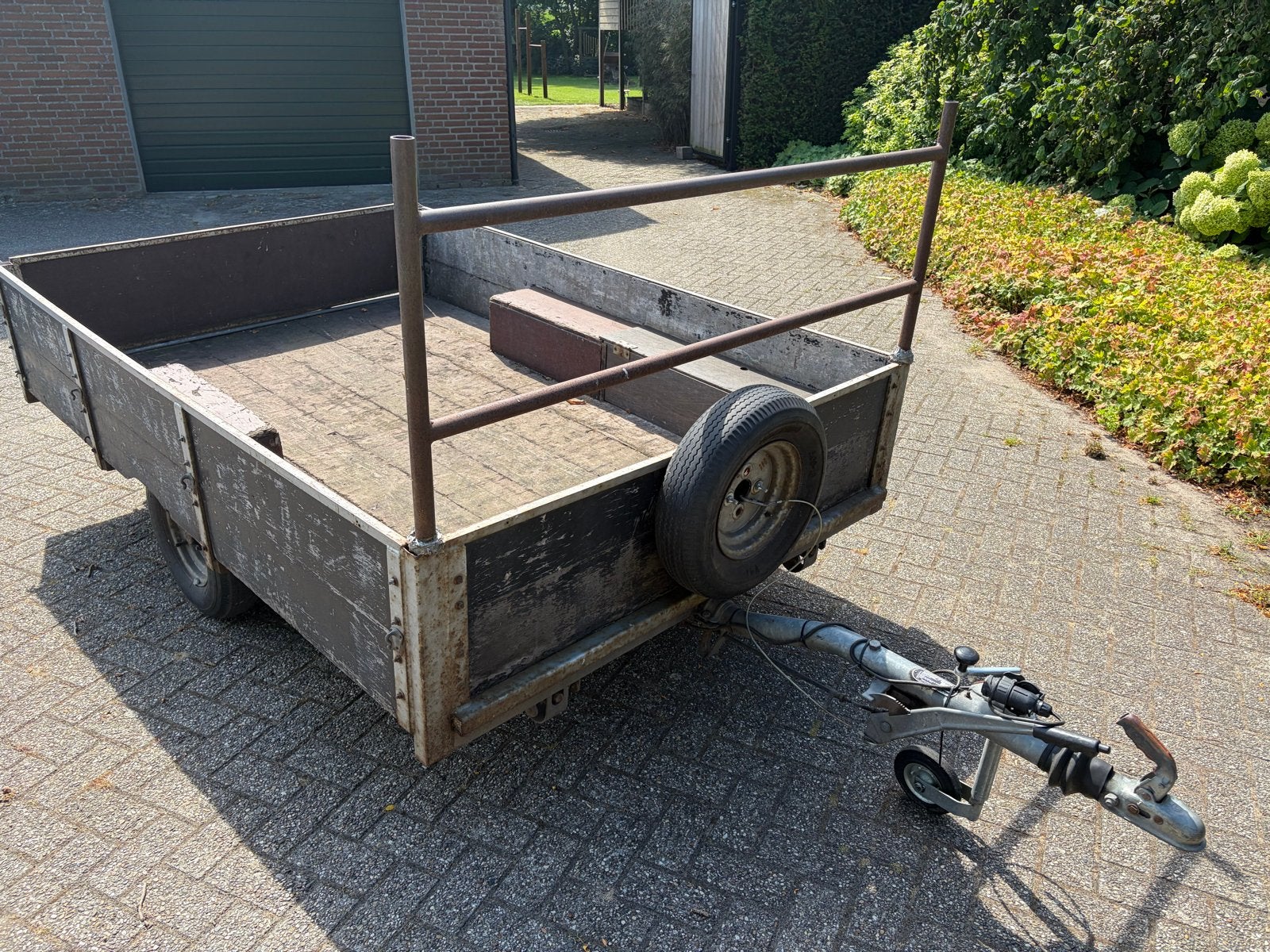 Aanhangwagen / Aanhanger 750kg met oplooprem, Ophalen, Gebruikt