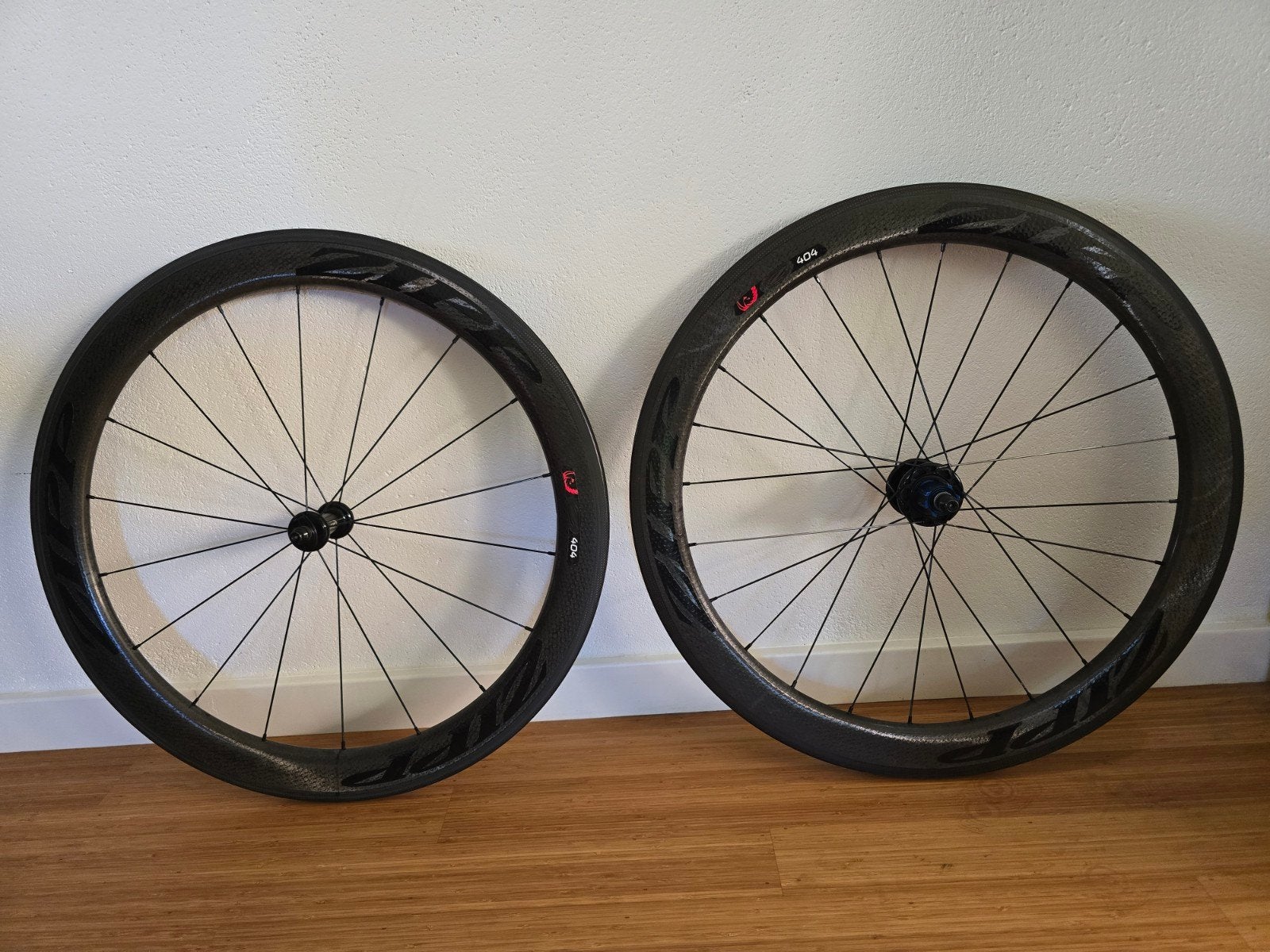 Zipp 404 wielset voor velgrem met shimano of sram body, Ophalen of Verzenden, Racefiets, Zipp, Carbon