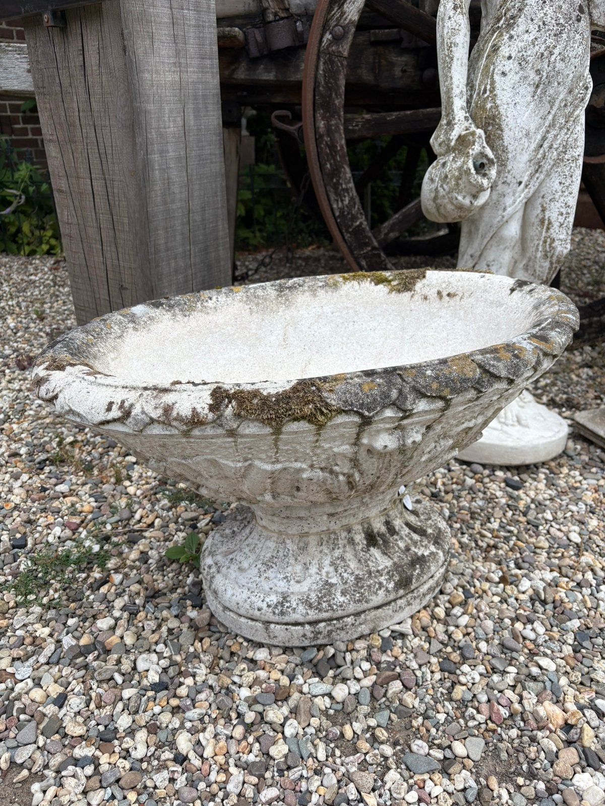Verschillende stenen tuin vazen, tuinbeelden, brocante, sale, Ophalen, Gebruikt, Hoofdstraat 15 de steeg, Info@ilfienile.nl