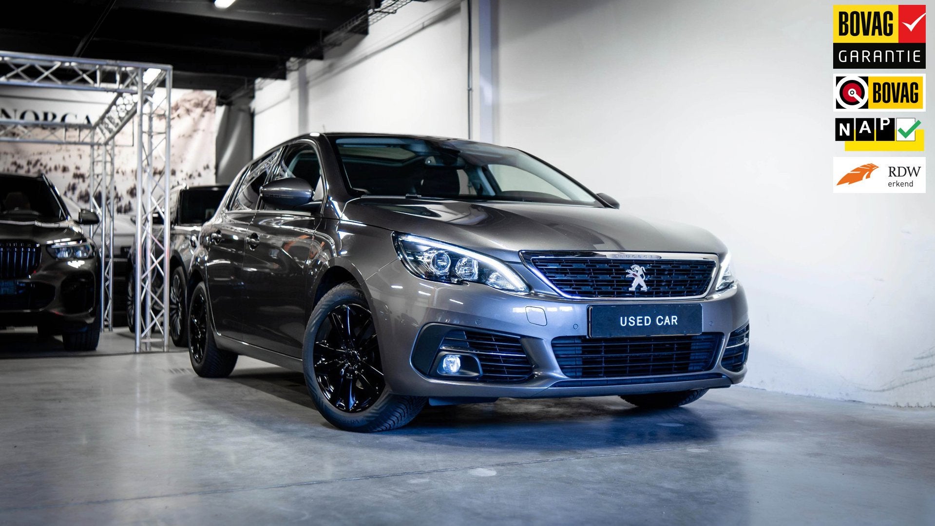 Peugeot 308 1.2 PureTech Blue Lease Executive Avantage|NEW d, Auto's, Peugeot, Stof, Gebruikt, Parkeersensor, 23 km/l