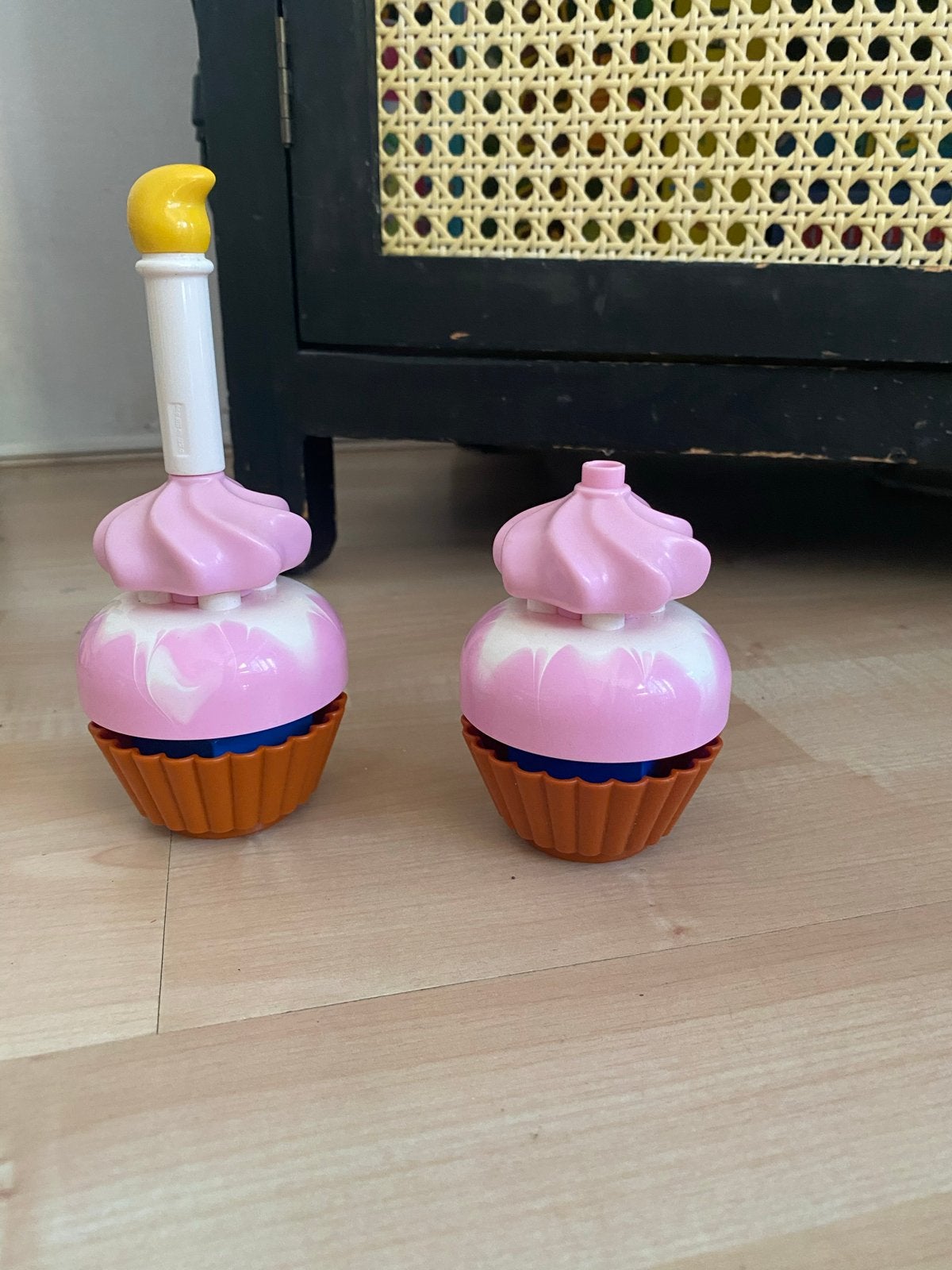 Duplo cupcakes met kaarsje, Ophalen of Verzenden, Gebruikt, Overige merken