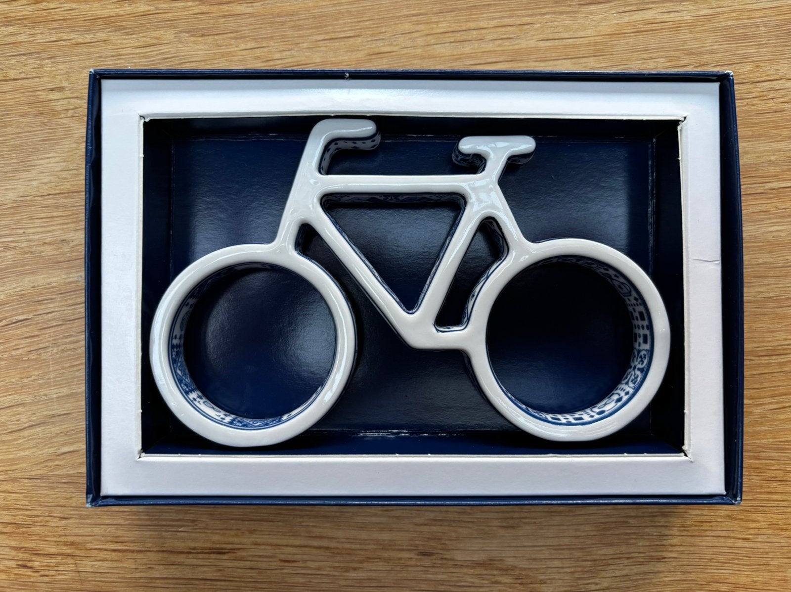 Marcel Wanders fiets delfts blauw - nieuw, Ophalen of Verzenden, Beeld, Steen/keramiek