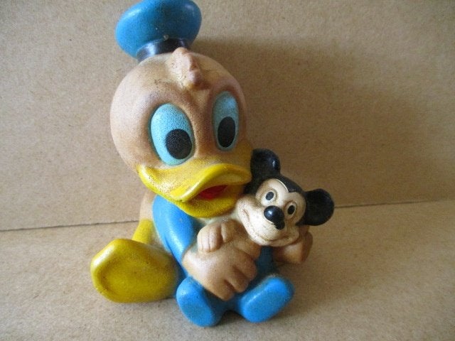 adv10195 donald / mickey piep figuur, Verzamelen, Ophalen, Donald Duck, Gebruikt, Beeldje of Figuurtje