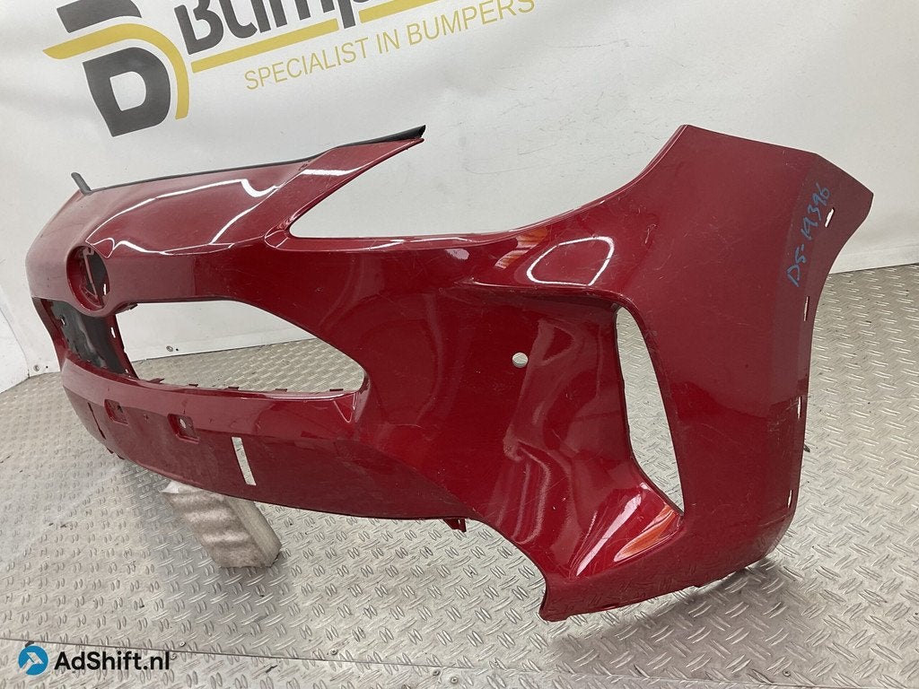 Bumper Toyota Yaris Cross 20-25 52119-0DC20 Voorbumper D5-19, Bumper