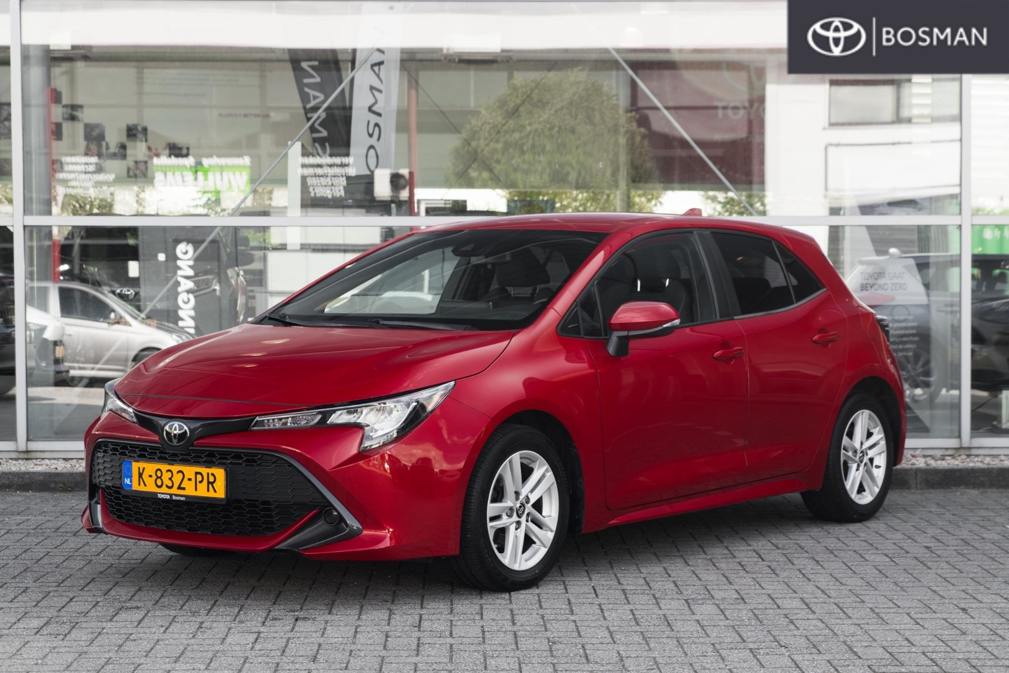 Toyota Corolla 1.2 Turbo Active Trekhaak, Auto's, Voorwielaandrijving, Gebruikt, Euro 6, 4 cilinders