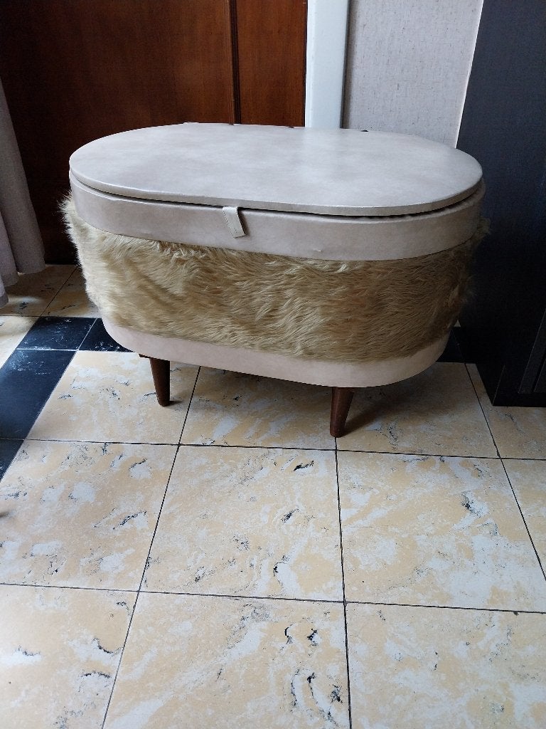 Vintage hocker / poef, Ophalen