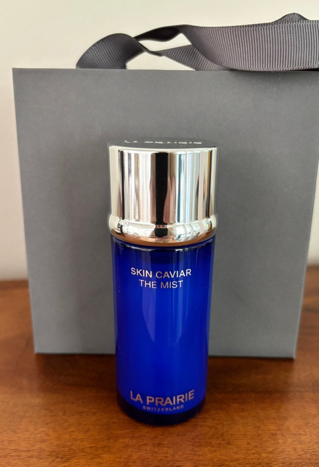 La Prairie The mist 50ml revitaliserende gezichtspray, Sieraden, Tassen en Uiterlijk, Verzenden, Nieuw, Gehele gezicht