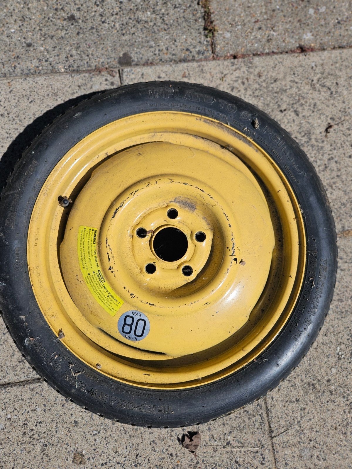 thuiskomer. Tijdelijk reservewiel - T135/70D16 100M, Auto-onderdelen, Ophalen, Gebruikt